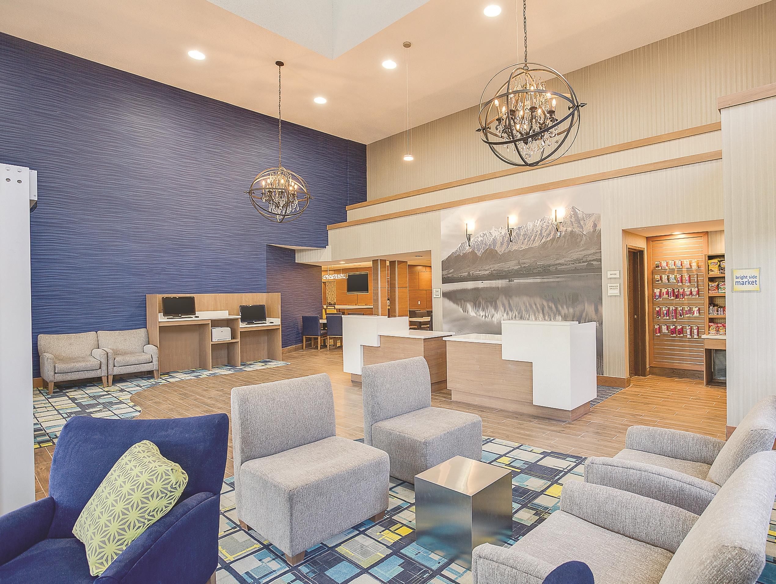 Hotel La Quinta By Wyndham Logan Exteriér fotografie
