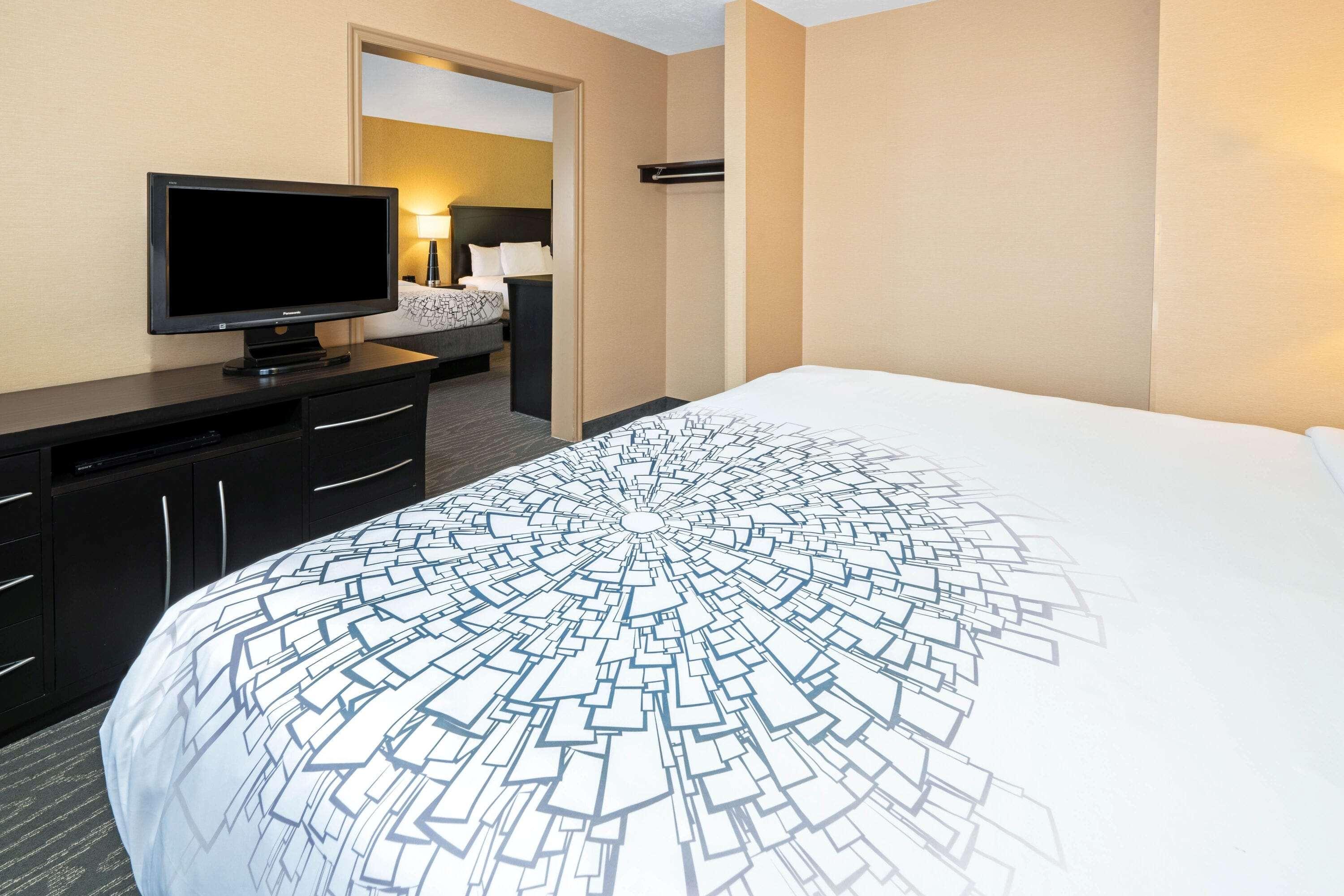Hotel La Quinta By Wyndham Logan Exteriér fotografie